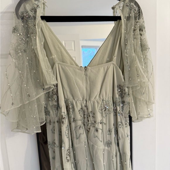 Elegant Mint Maternity Cape Dress - Picture 10 of 14